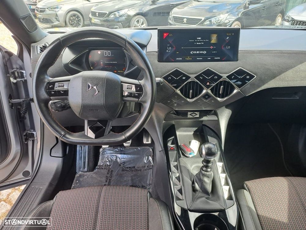 DS DS3 Crossback PureTech 100 PERFORMANCE LINE - 12