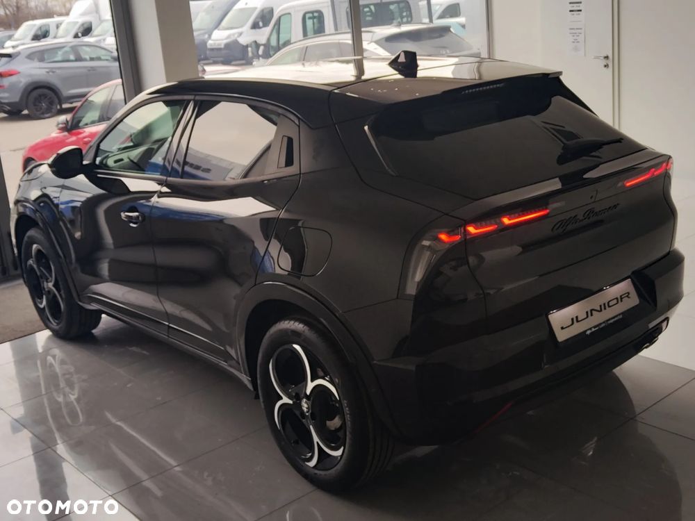 Alfa Romeo Junior 1.2 mHEV Ibrida Speciale eDCT - 12