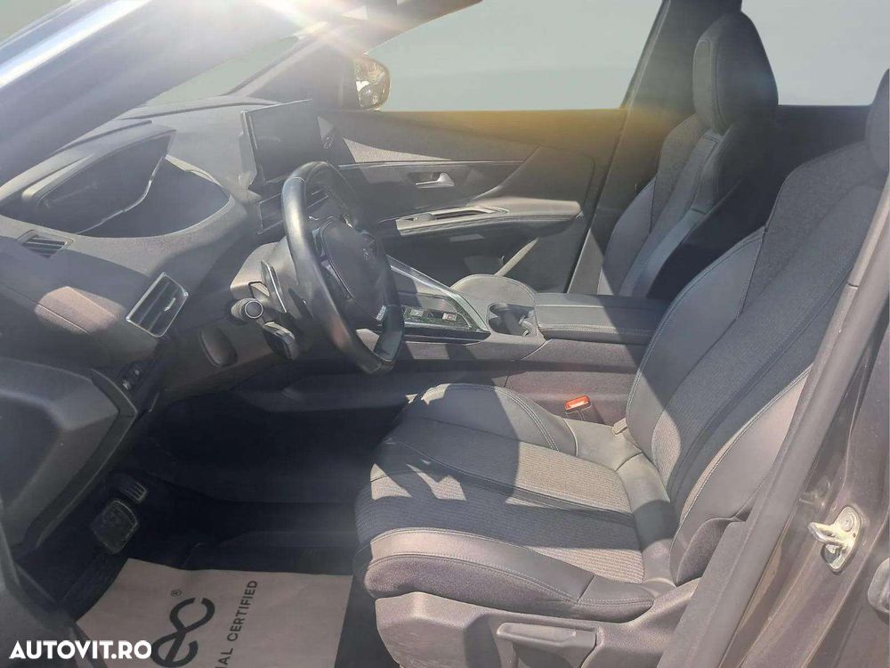 Peugeot 3008 1.2 PureTech S&S EAT8 Allure - 8