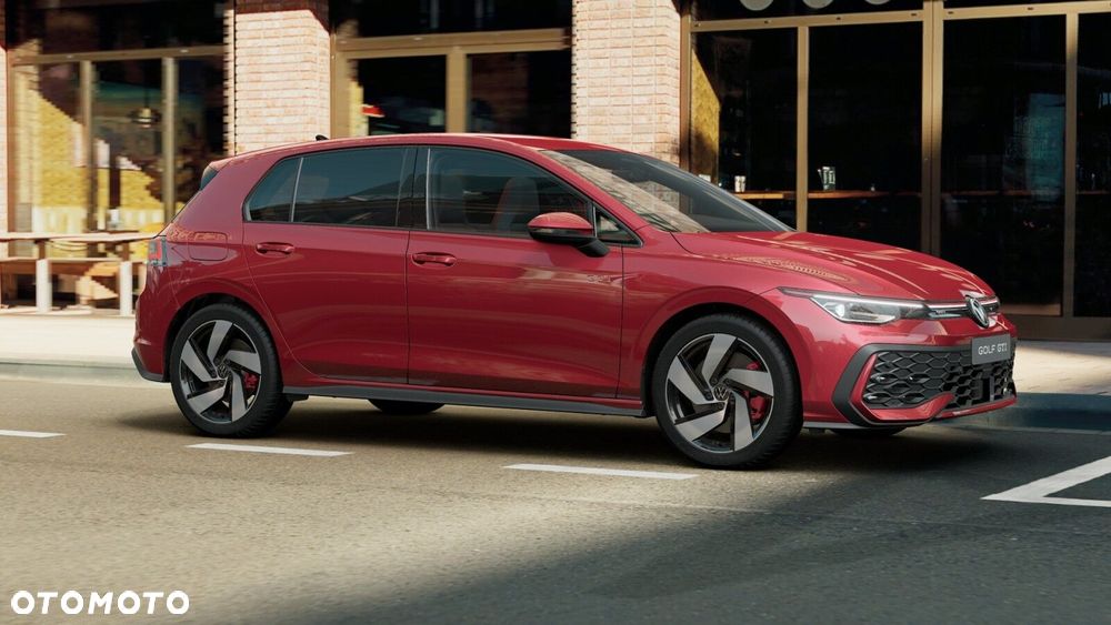 Volkswagen Golf - 5