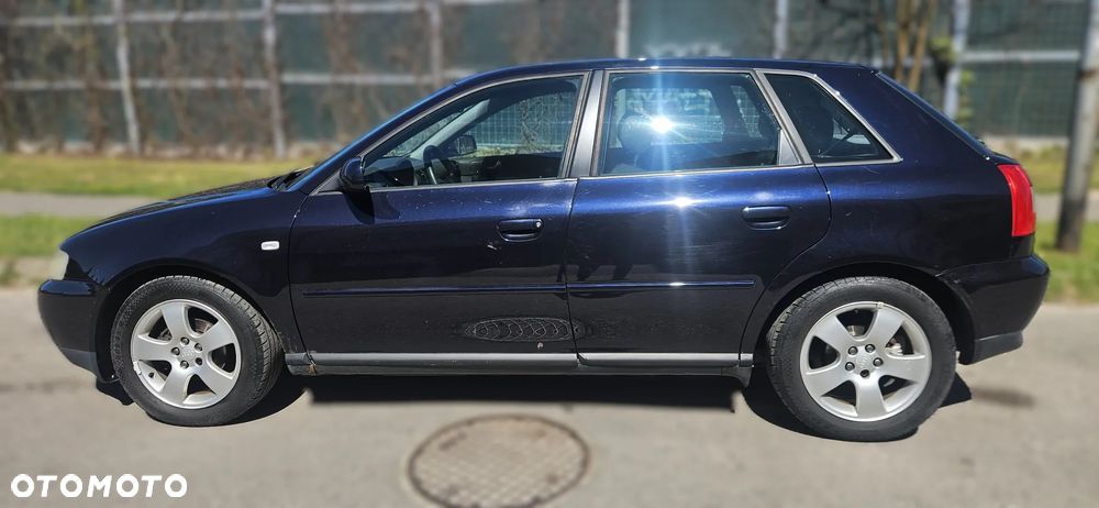 Audi A3 Sportback 1.6 Attraction - 4