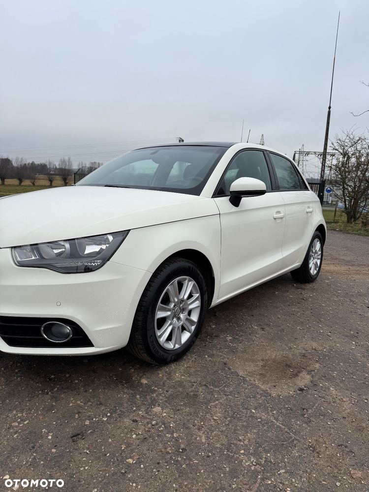 Audi A1 Sportback 1.6 TDI S line edition - 8