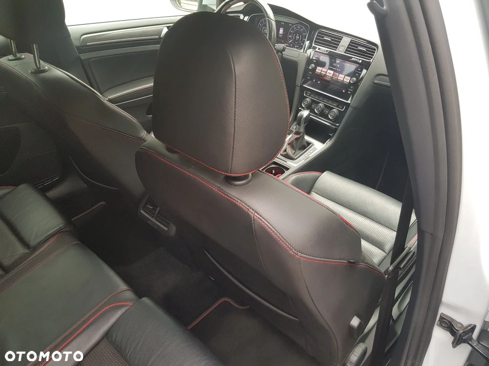 Volkswagen Golf 2.0 TSI BMT GTI Performance DSG - 25