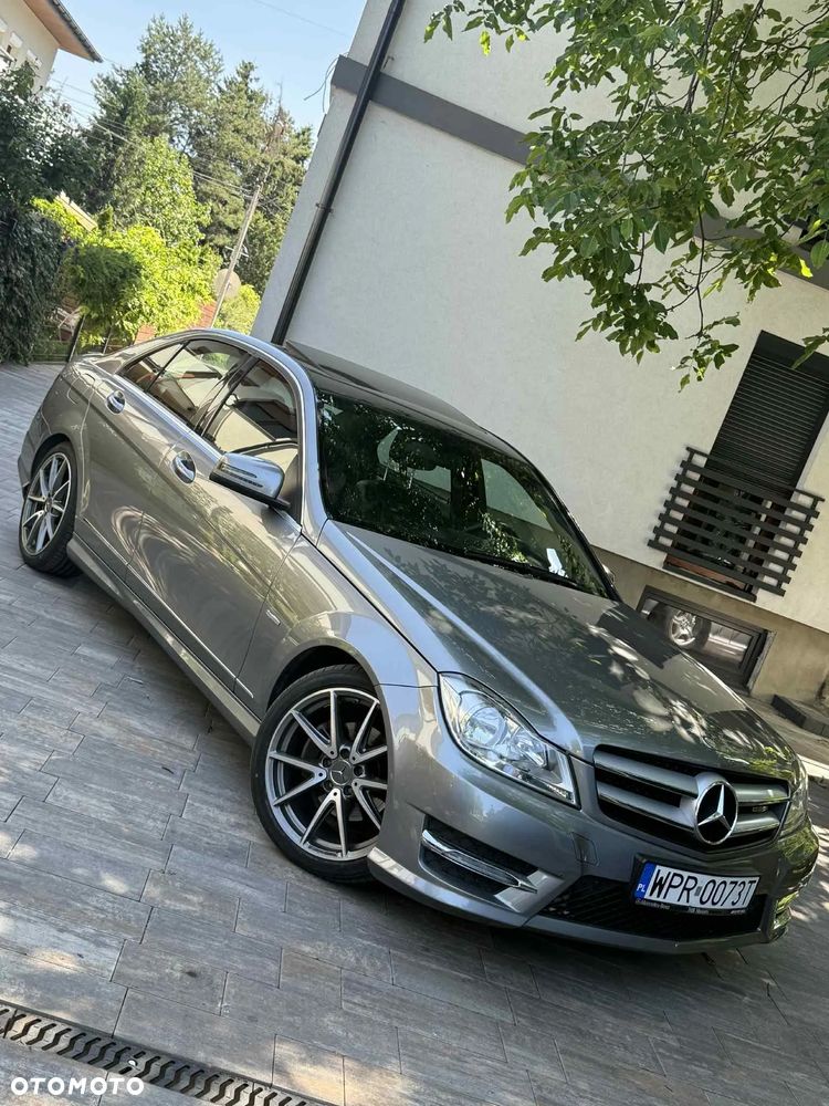 Mercedes-Benz Klasa C 250 T (BlueEFFICIENCY) 7G-TRONIC - 1
