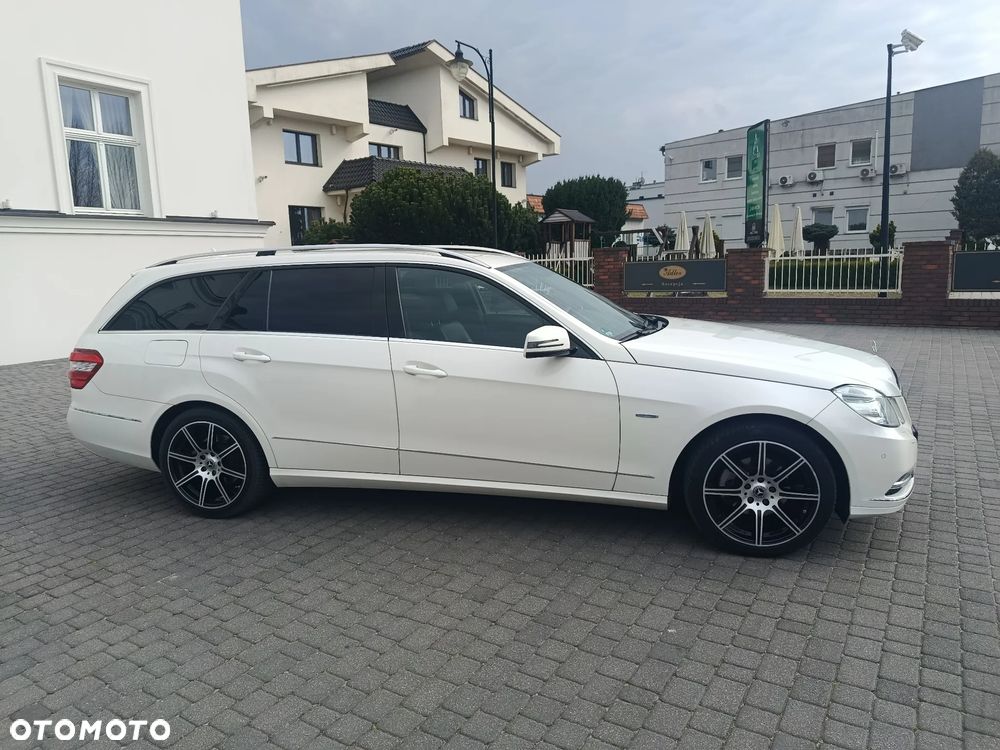 Mercedes-Benz Klasa E - 8