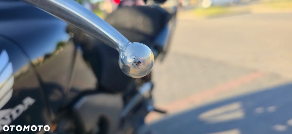 Honda CBF - 22
