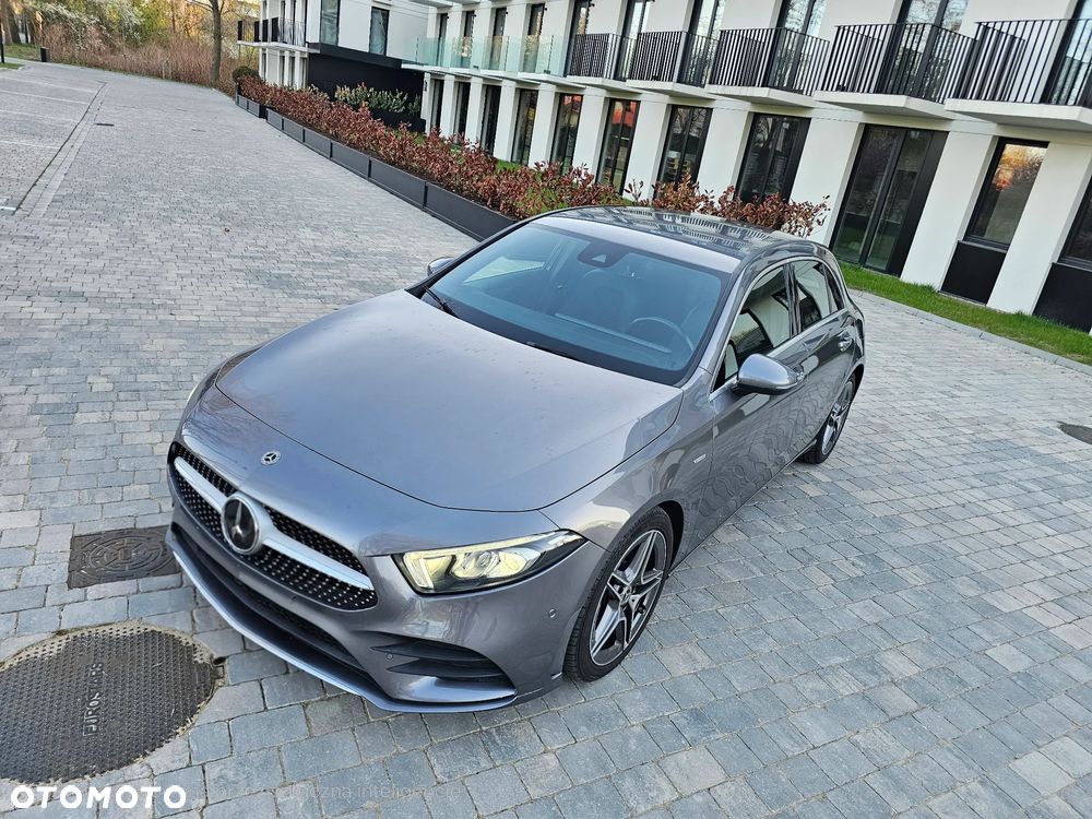 Mercedes-Benz Klasa A 200 d AMG Line 8G-DCT - 12