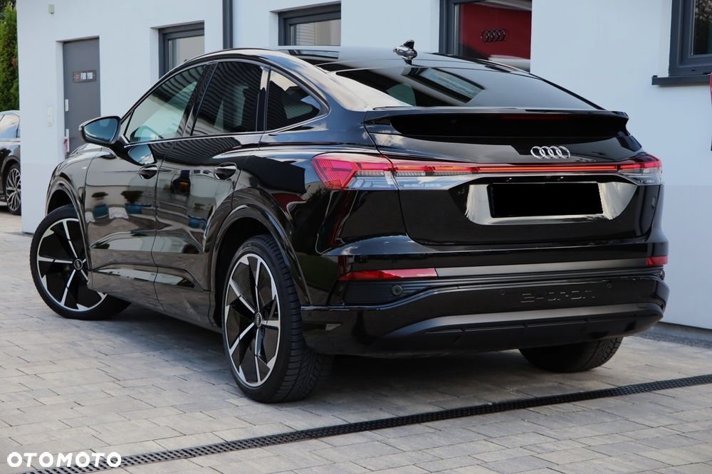 Audi Q4 Sportback e-tron - 6