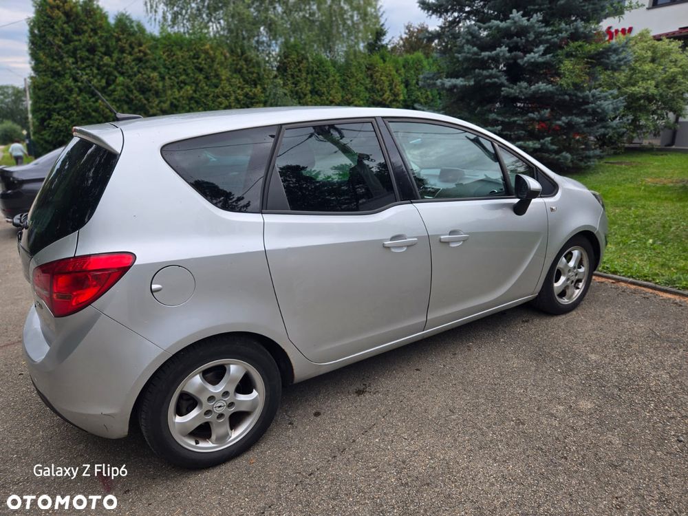 Opel Meriva 1.7 CDTI Essentia - 1