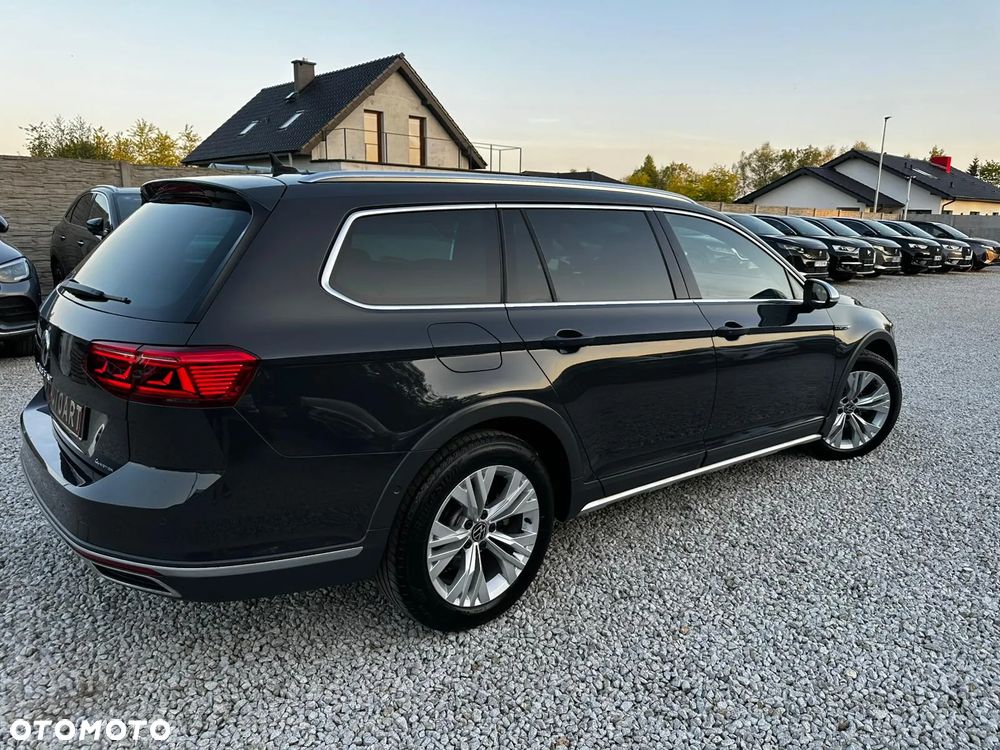 Volkswagen Passat ver-variant-2-0-tdi-scr-dsg-4motion-alltrack - 15