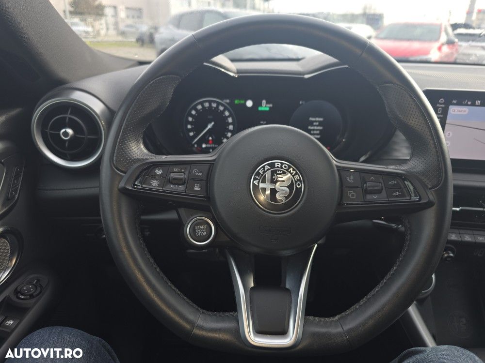 Alfa Romeo Tonale 1.5 FWD AT MHEV Intensa - 2