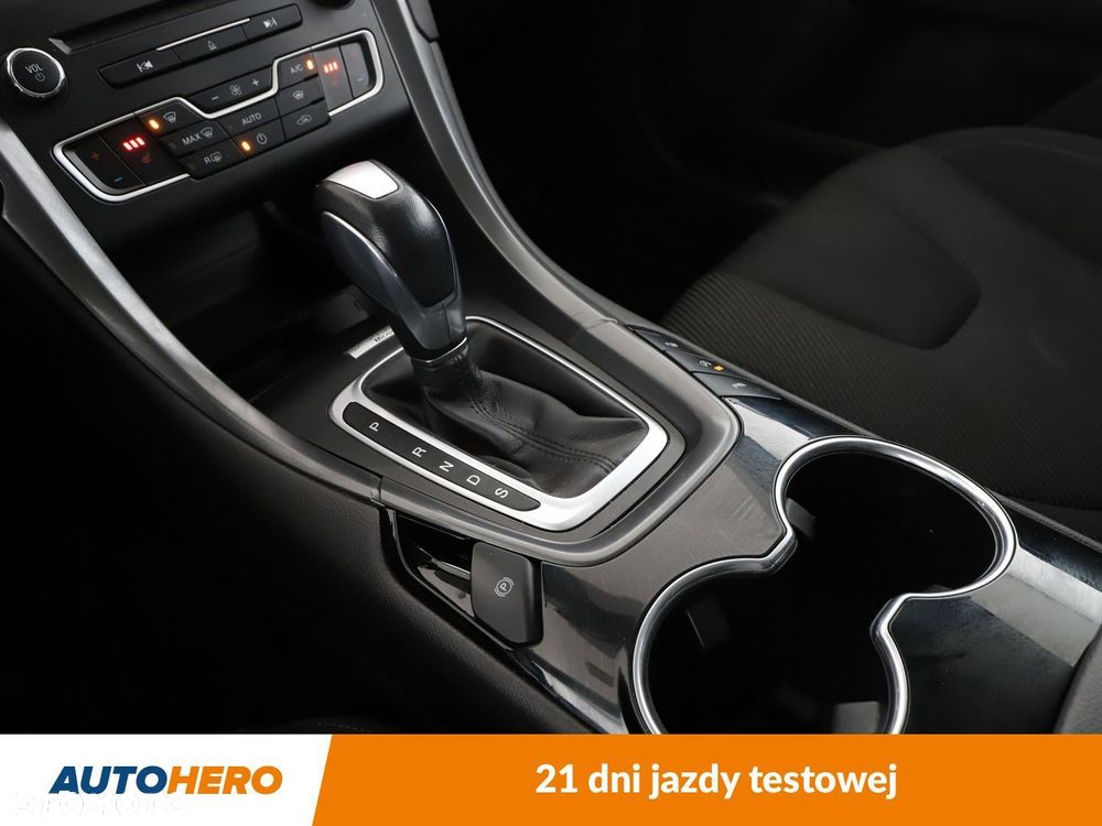 Ford Mondeo - 25