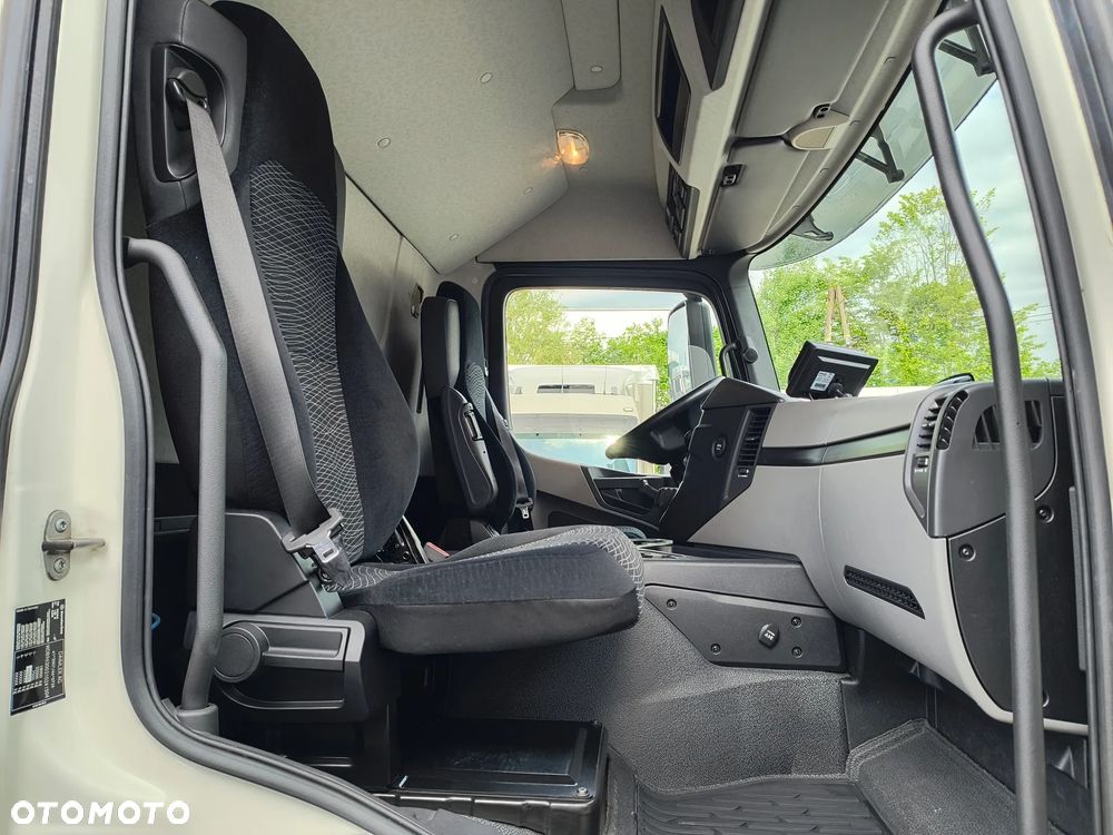 Mercedes-Benz Antos 1827 EURO6 - 20