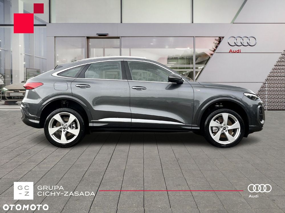 Audi Q5 Sportback - 6