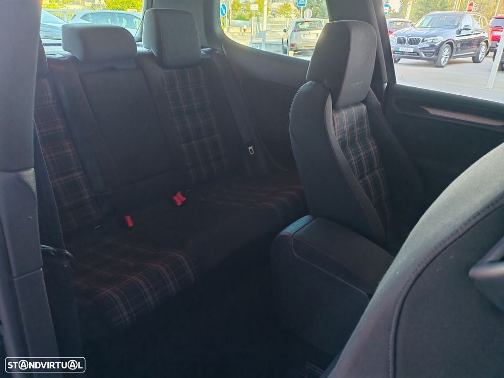 VW Golf 2.0 TSi GTI DSG - 11