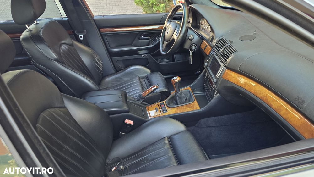 BMW M5 Standard - 4