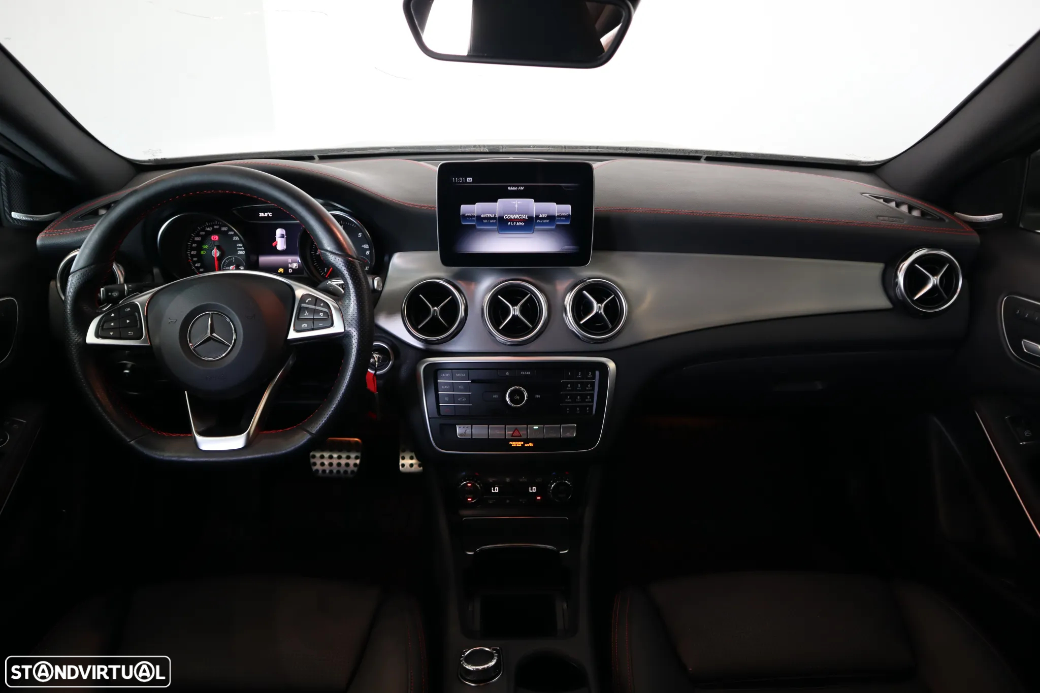 Mercedes-Benz GLA 220 CDi AMG Line - 9