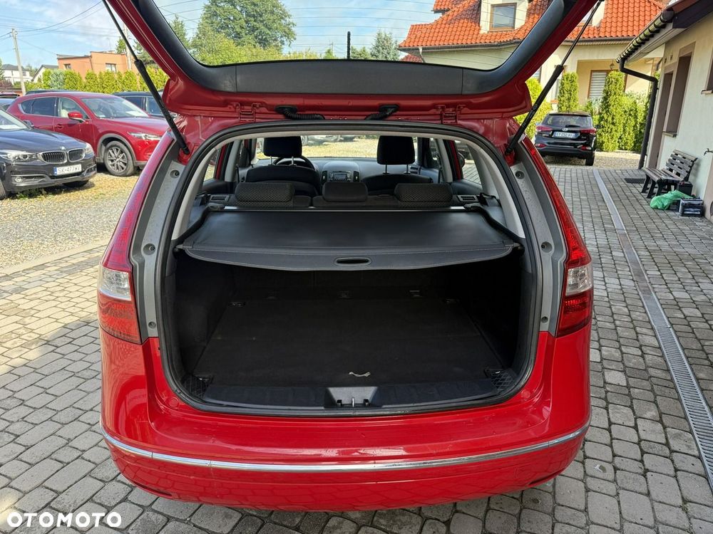 Hyundai i30 1.4 Base + EU5 - 22