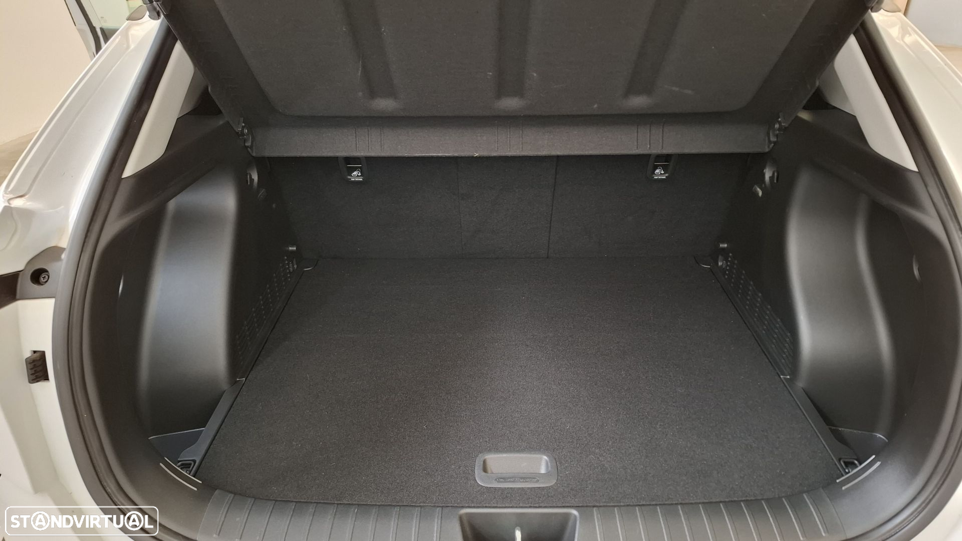 Hyundai Kauai EV 48.4 kWh Premium (TT) - 7