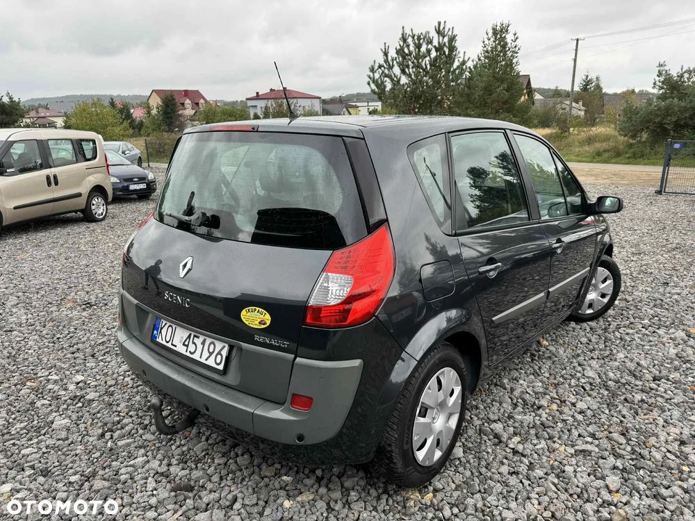 Renault Scenic 1.6 16V Emotion Plus - 2