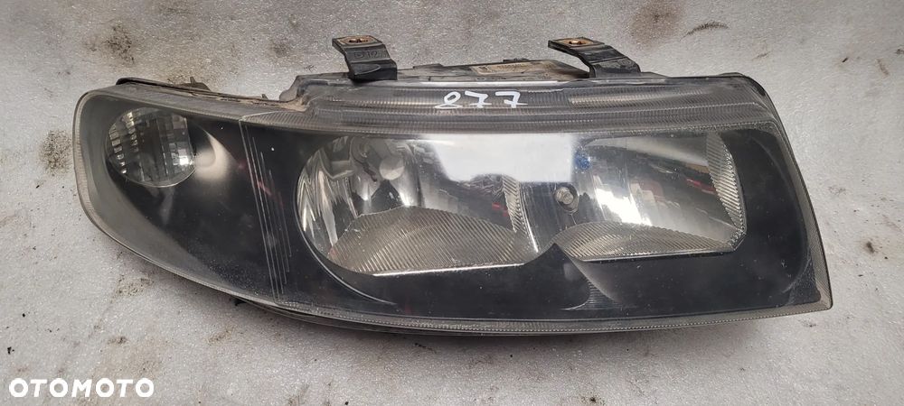 LAMPY PRZÓD SEAT LEON - 14