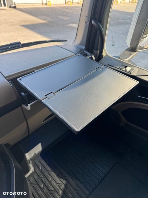 Mercedes-Benz Actros 1848 LS - 11