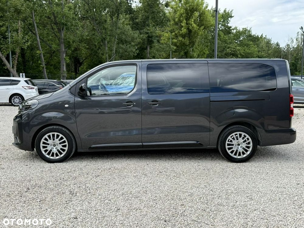 Peugeot Traveller - 6