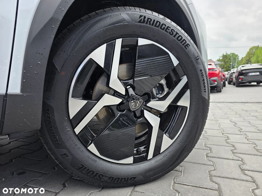 Peugeot 2008 - 10