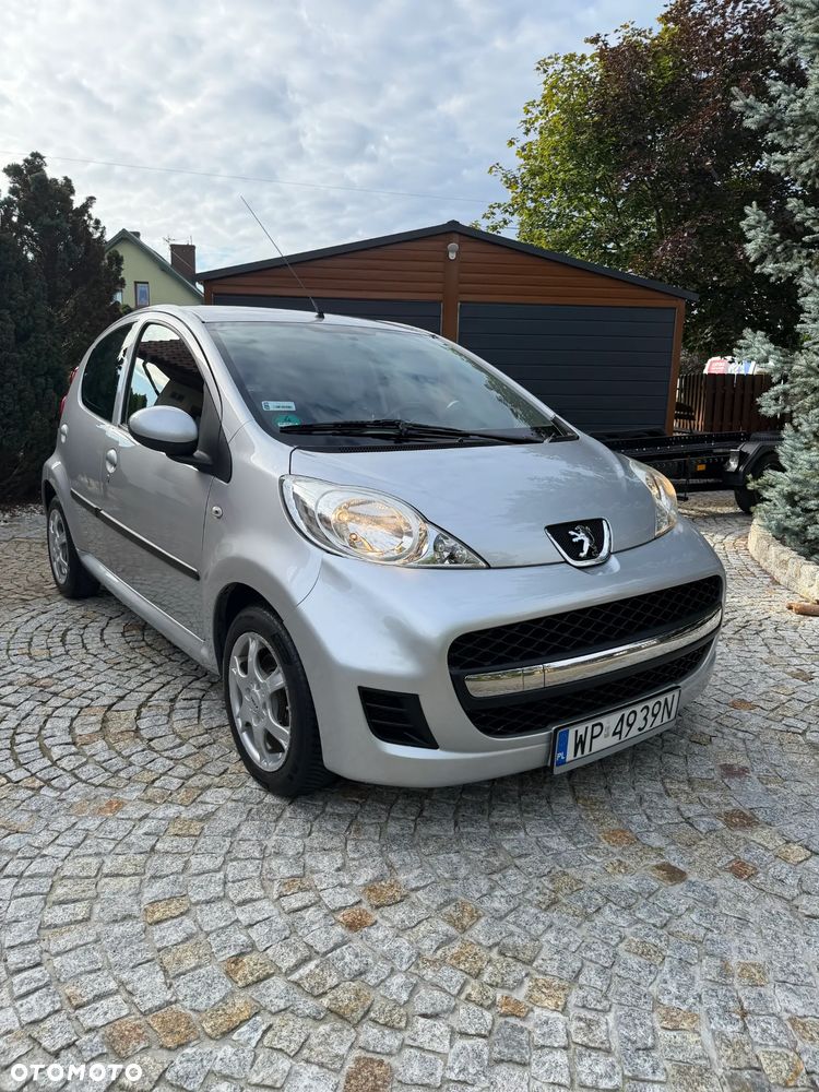 Peugeot 107 1.0 Trendy - 12