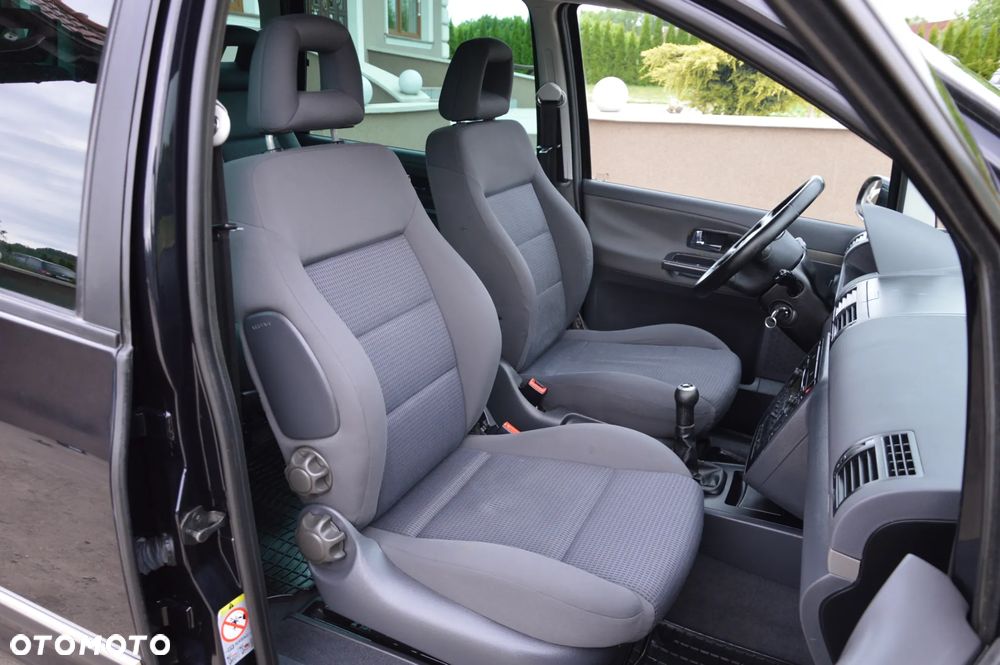 Volkswagen Sharan 1.9 TDI 4Motion Sportline - 25