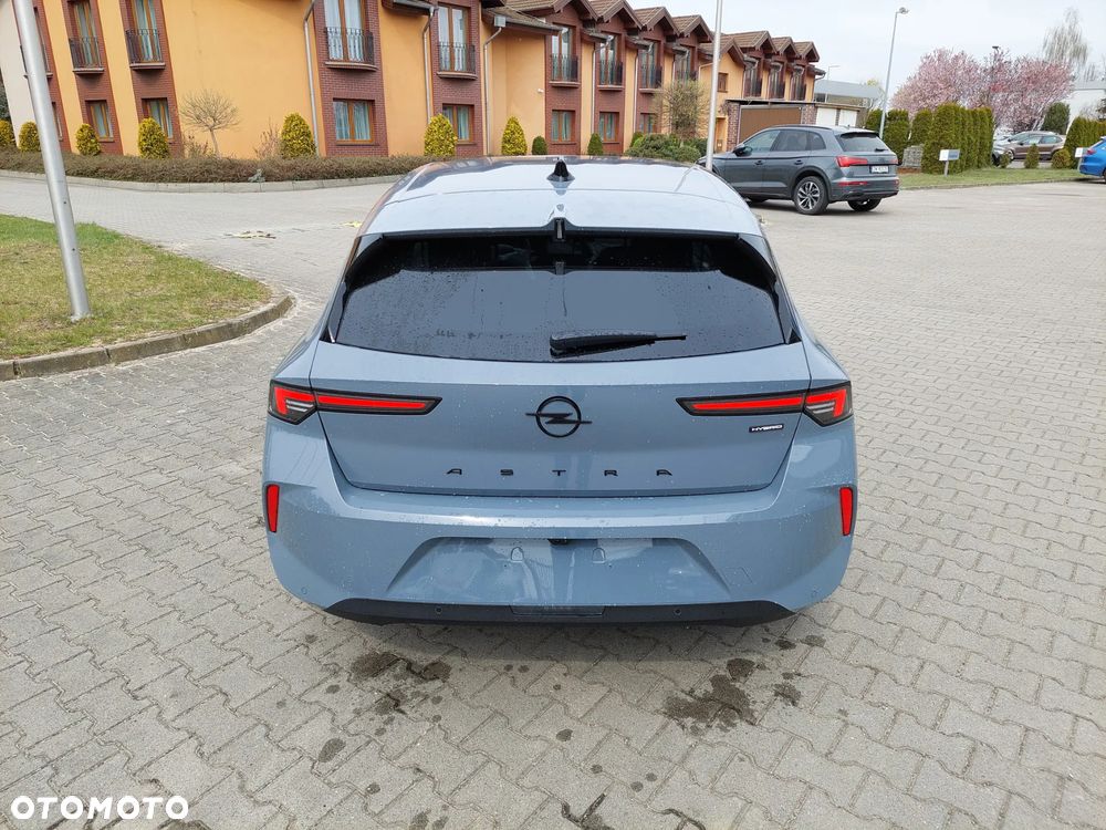Opel Astra 1.2 T mHEV Business Edition S&S eDTC - 12