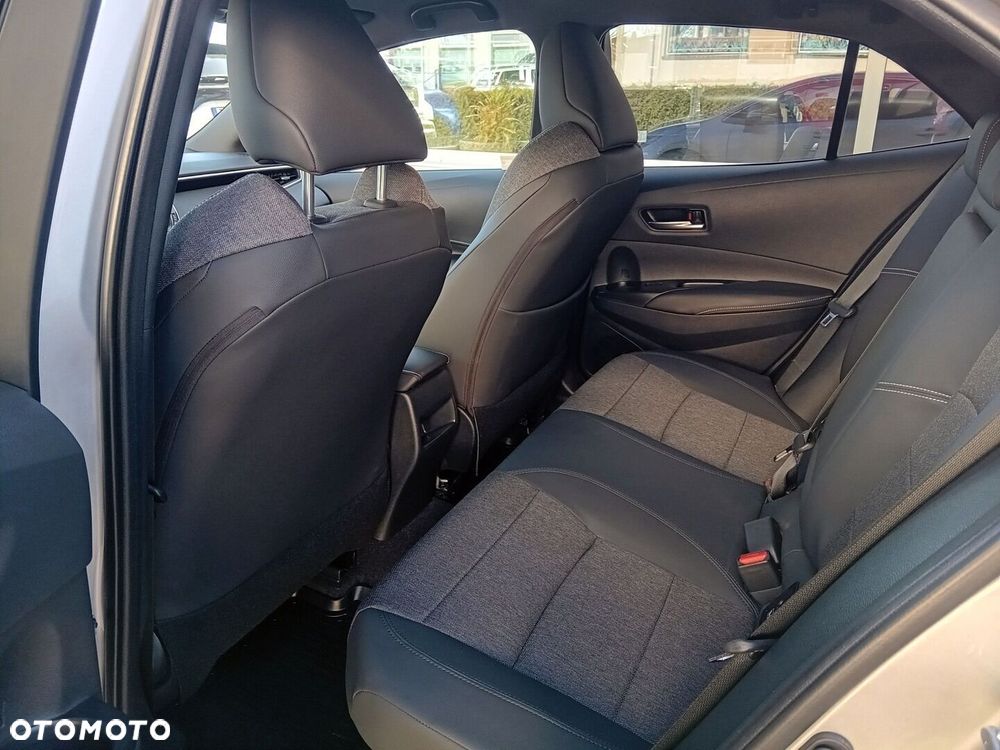 Toyota Corolla 1.8 Hybrid Style - 10