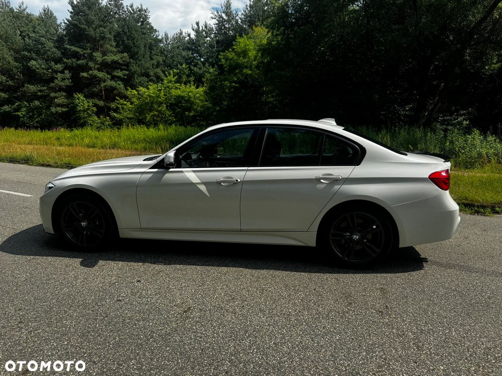 BMW Seria 3 330i GPF xDrive M Sport Shadow - 7