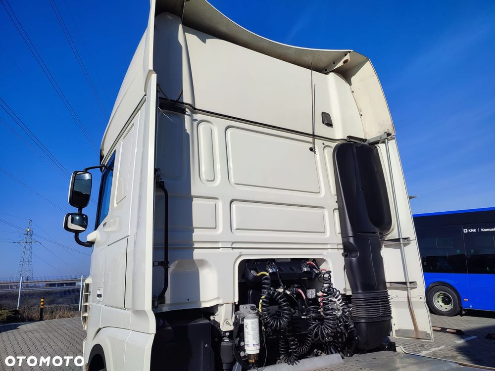 DAF XF 530 FT / STANDARD / SUPER SPACE CAB / TRAXON / - 23