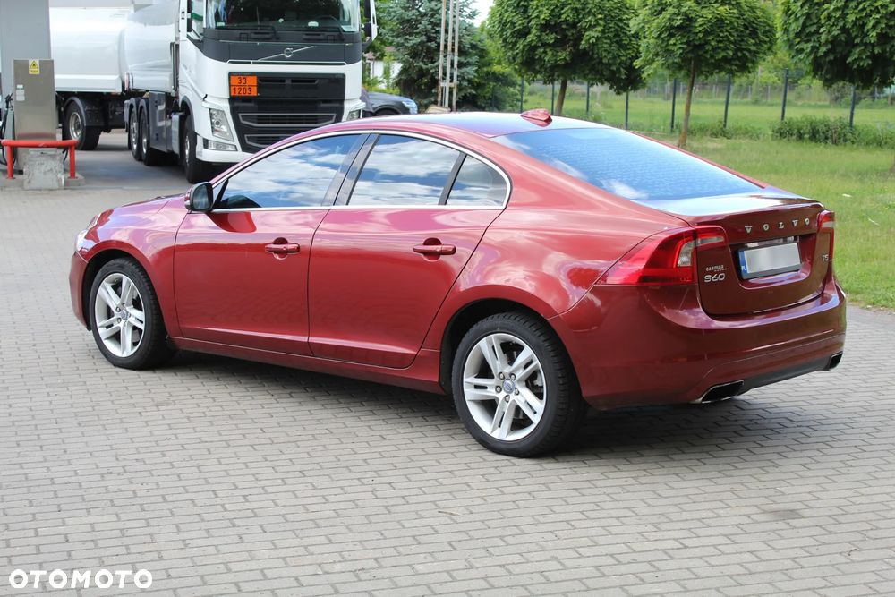 Volvo S60 2.5 T5 - 4