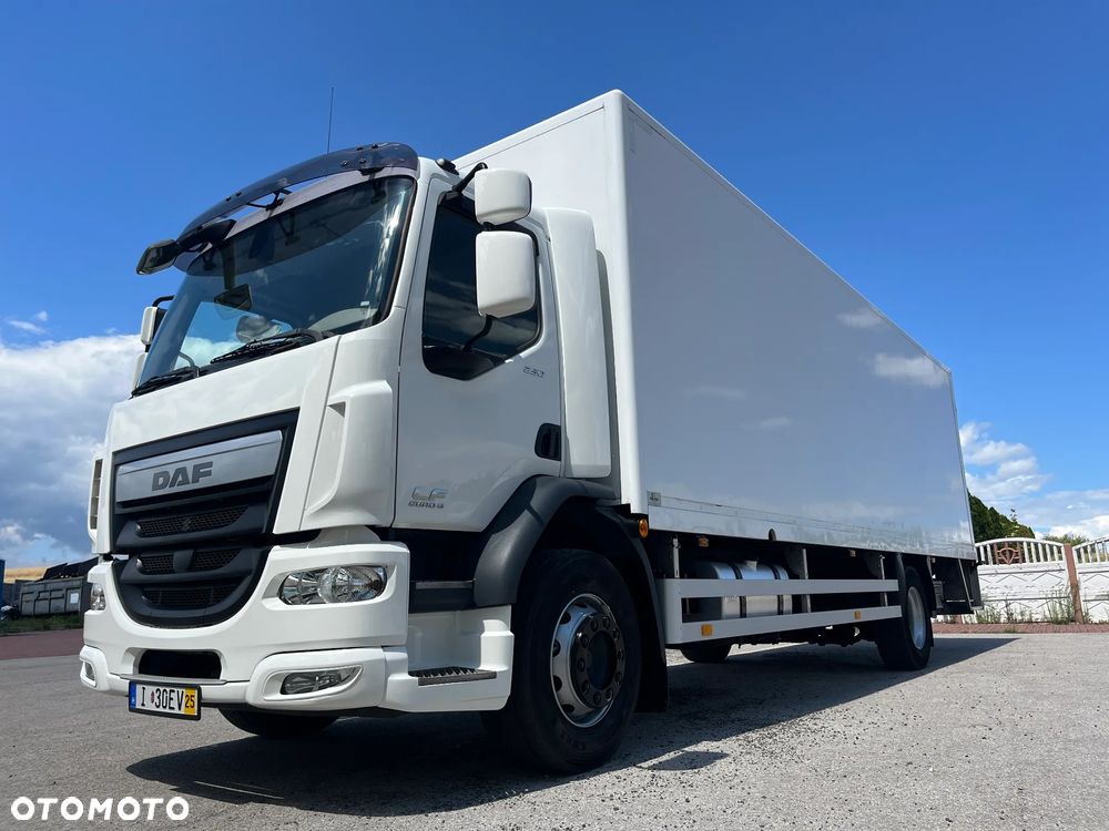 DAF LF 250 / FA 290 / Izoterma / Winda / Holandia / Przebieg 302000 km !