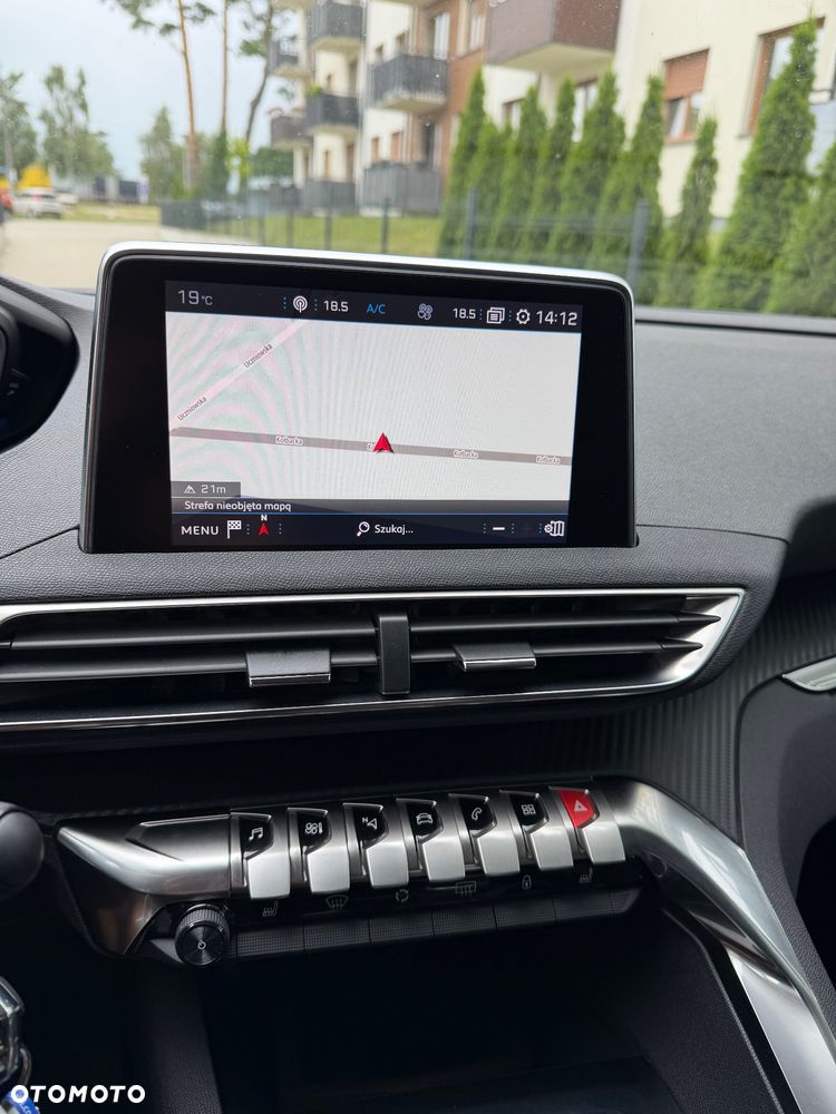 Peugeot 3008 - 17