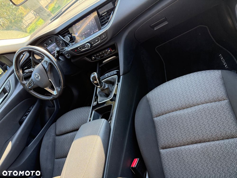 Opel Insignia - 11