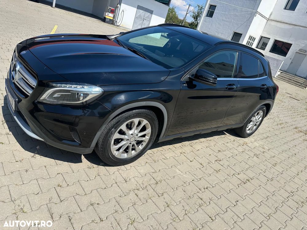 Mercedes-Benz GLA - 2