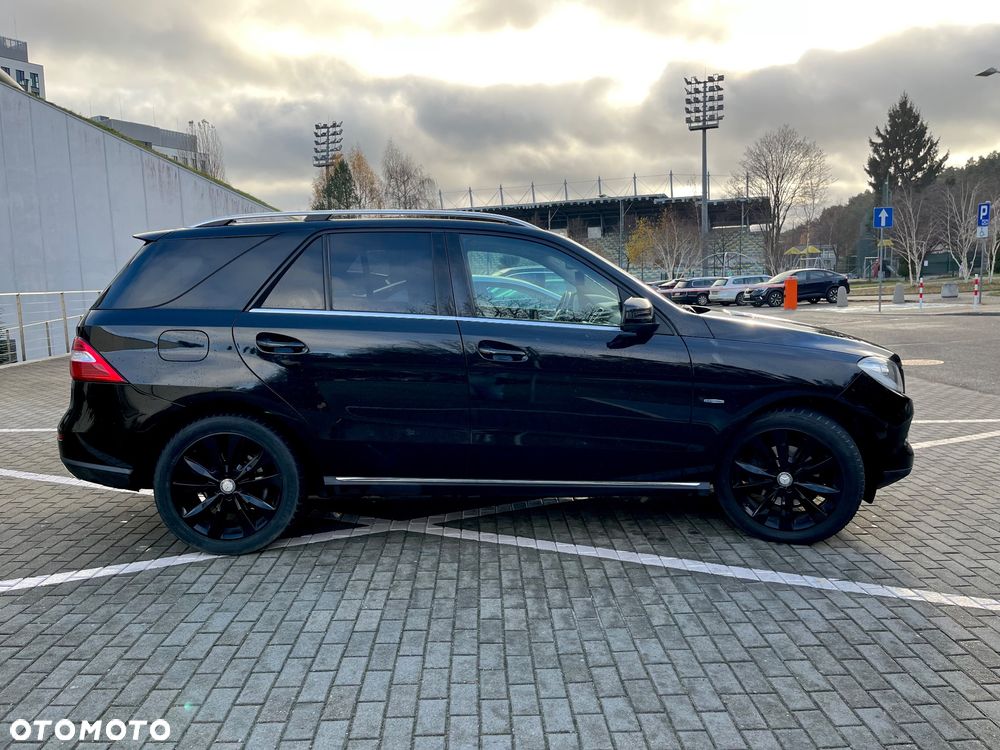Mercedes-Benz ML 350 BlueTEC 4-Matic - 13