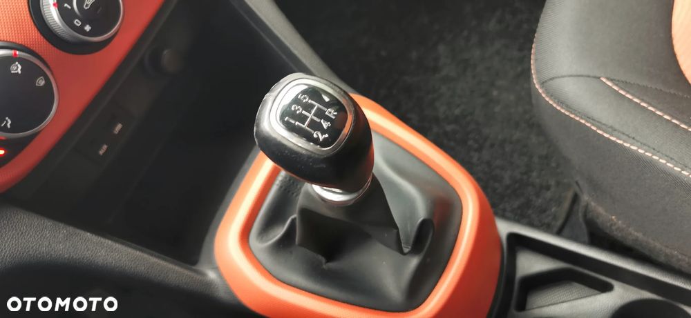 Hyundai i10 1.2 Passion - 12