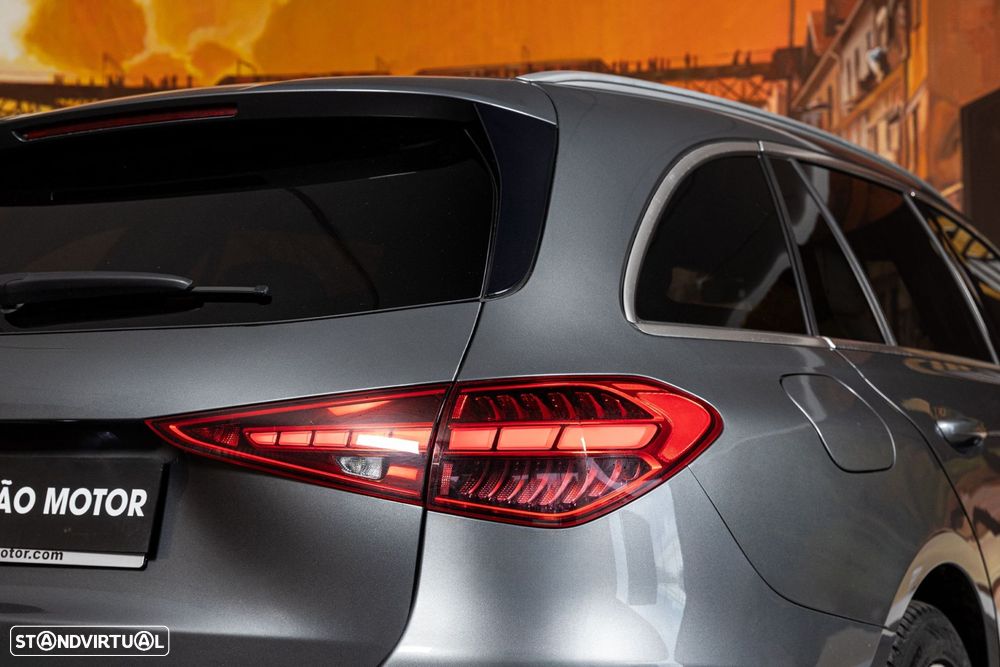 Mercedes-Benz C 300 e Avantgarde - 10