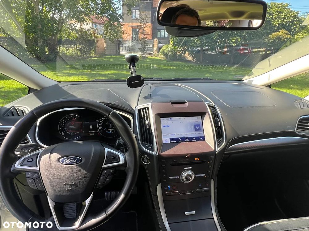 Ford S-Max - 16