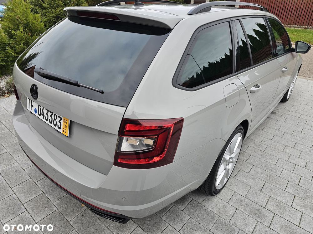 Skoda Octavia 2.0 TDI RS Challenge DSG - 12