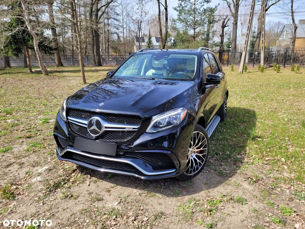 Mercedes-Benz GLE - 1