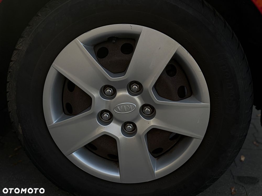 Kia Venga 1.4 M - 12