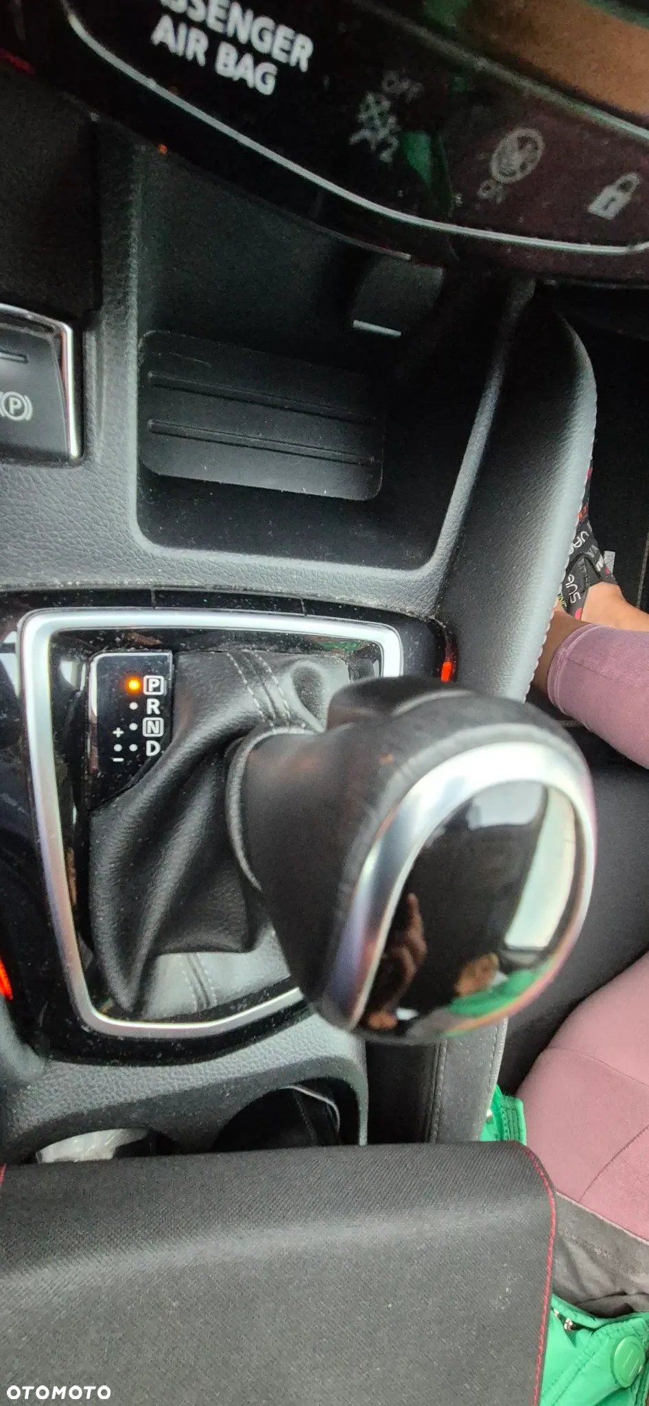 Nissan Qashqai 1.3 DIG-T N-Connecta DCT - 36