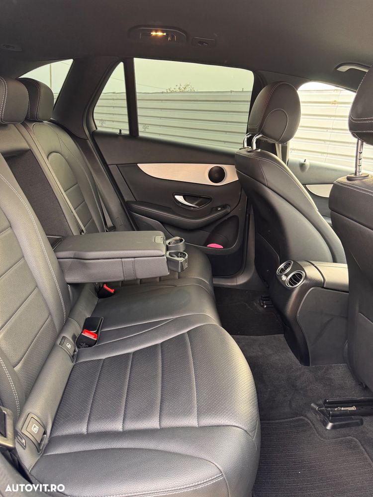 Mercedes-Benz GLC 200 4MATIC 9G-TRONIC - 19