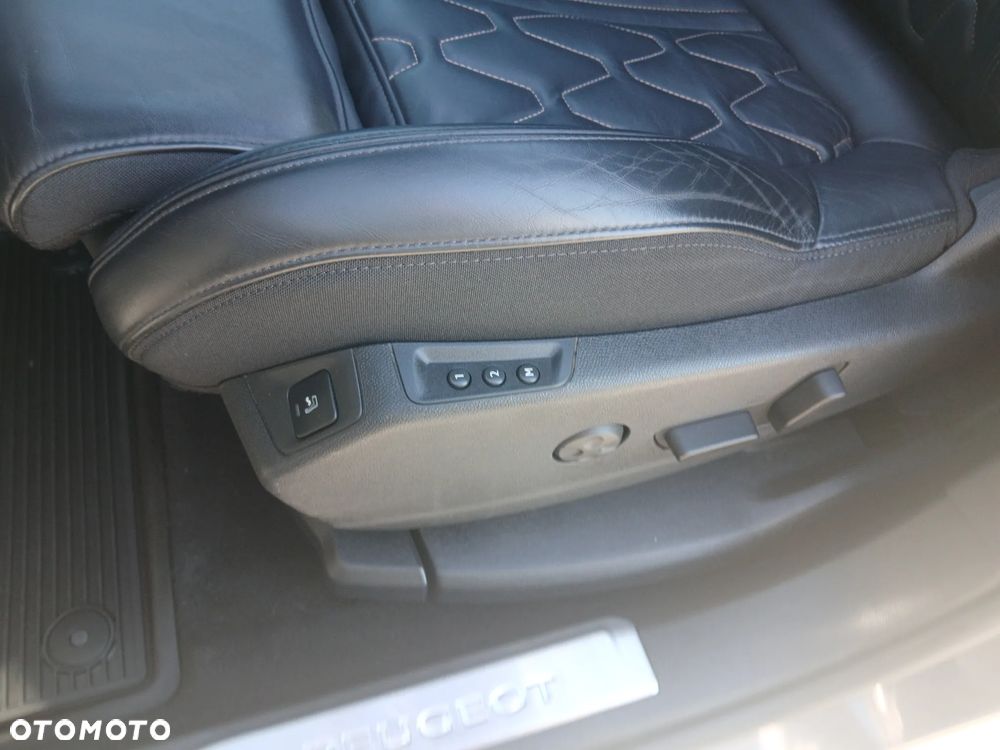 Peugeot 5008 BlueHDi 180 EAT8 GT - 19