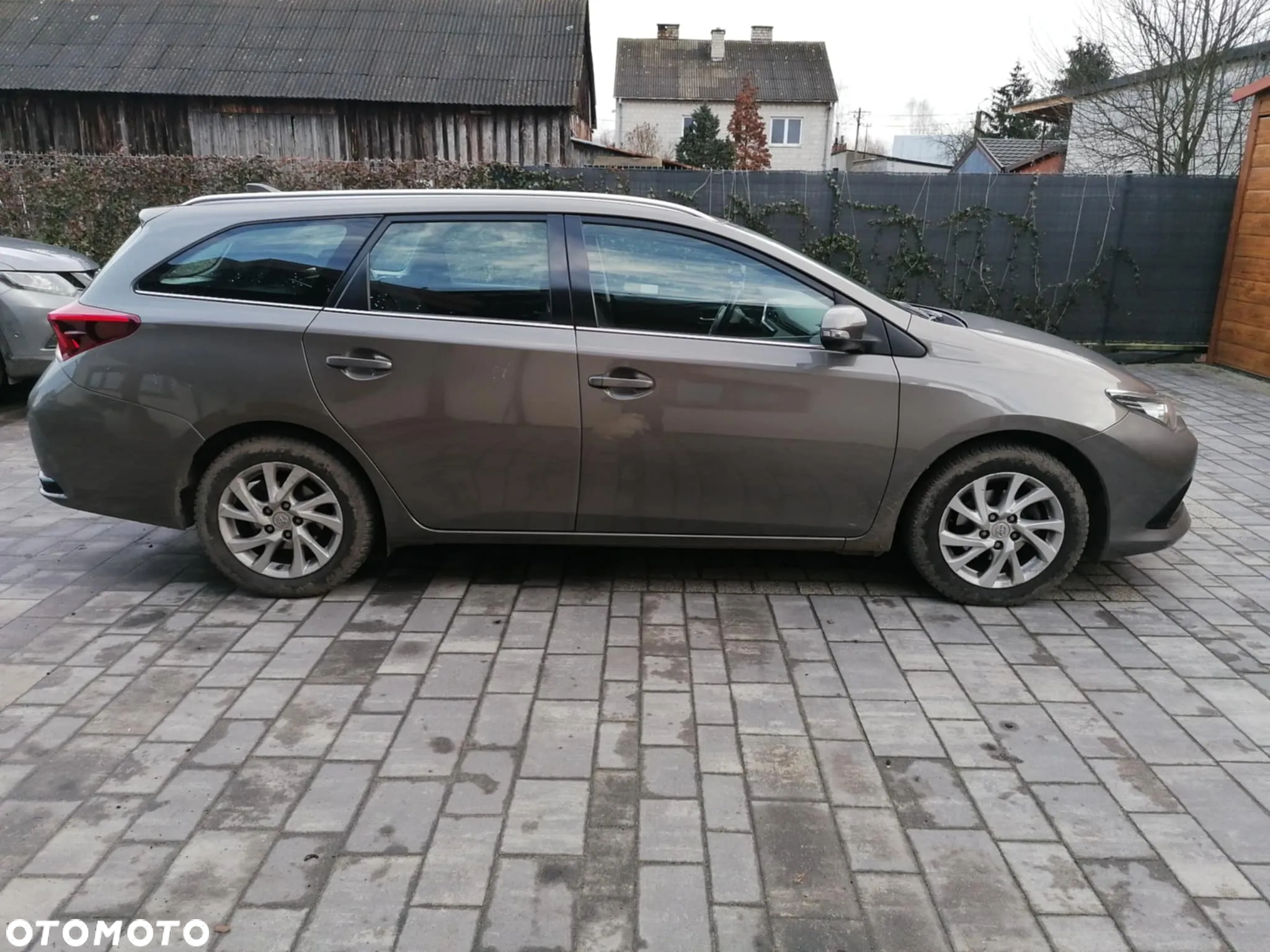 Toyota Auris 1.6 Classic Plus - 3